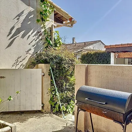 펜션 Petite Maison Familiale - Tres Proche De La - Les Freres De La Loc'