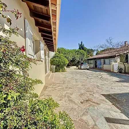 Petite Maison Familiale - Tres Proche De La - Les Freres De La Loc' Pietrosella